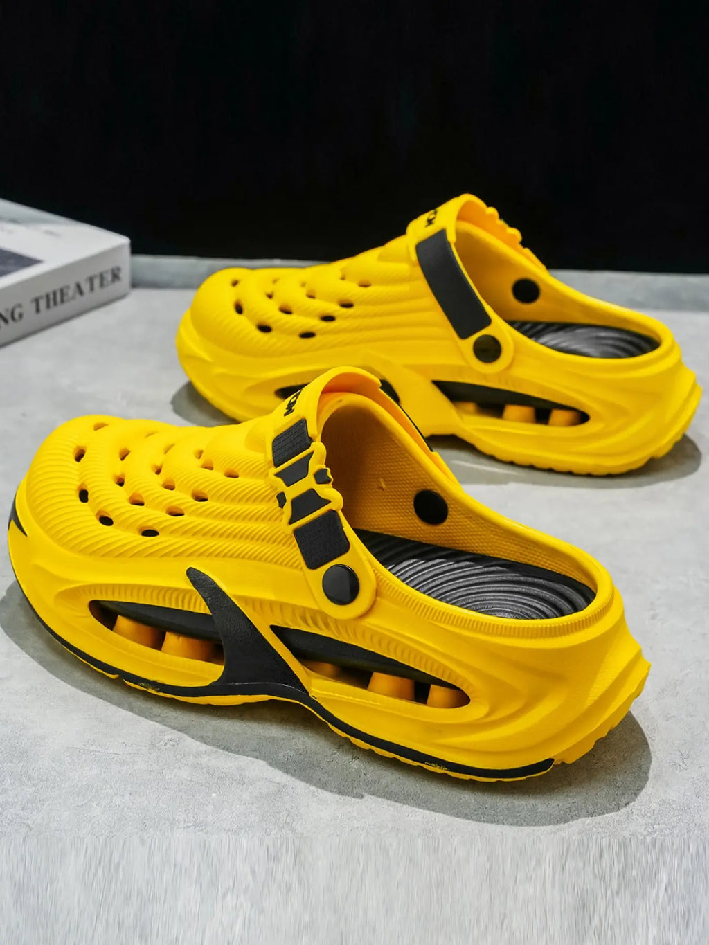 Men's Fashion Clogs, Summer Thick Sole Height Boost Platform Shoes, EVA Material, Breathable Anti-Slip Outdoor Casual Footwear
